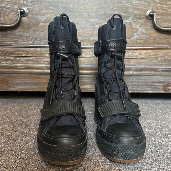 Converse Women's Black Combat Boots - Picture 1 of 2
